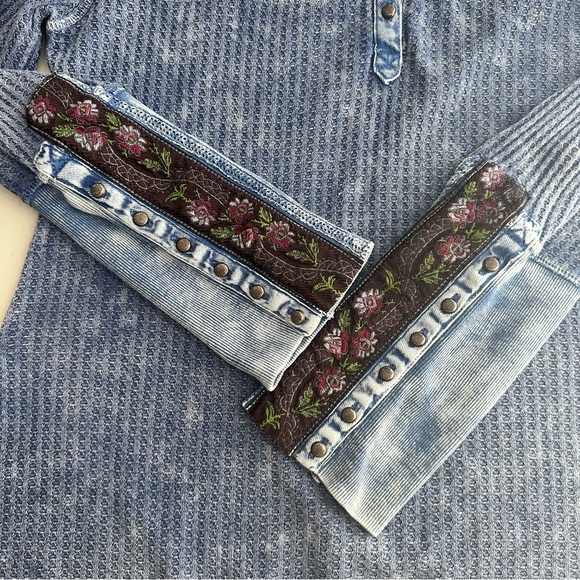 ARATTA SILENT JOURNEY Waffle Knit Lace Shoulder Boho Tunic Top Women’s Medium - Picture 4 of 11